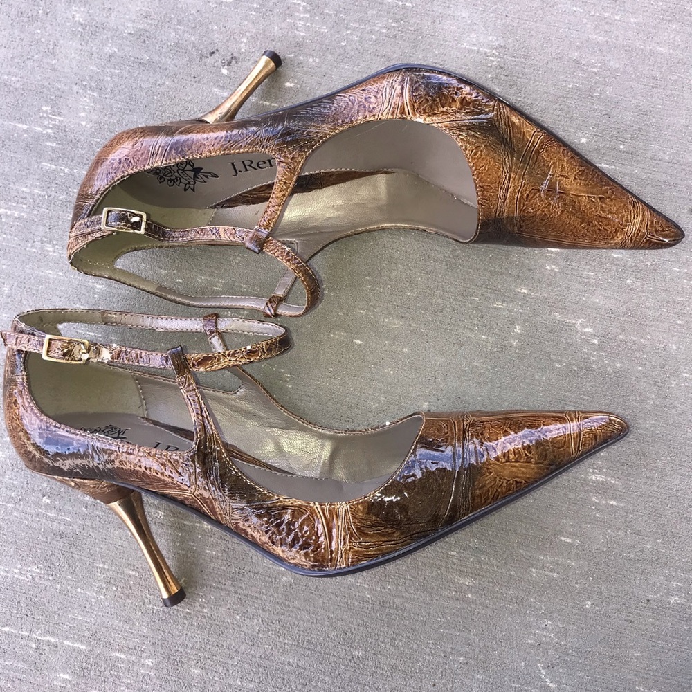 J. Reneé Heels - Picture 6 of 8